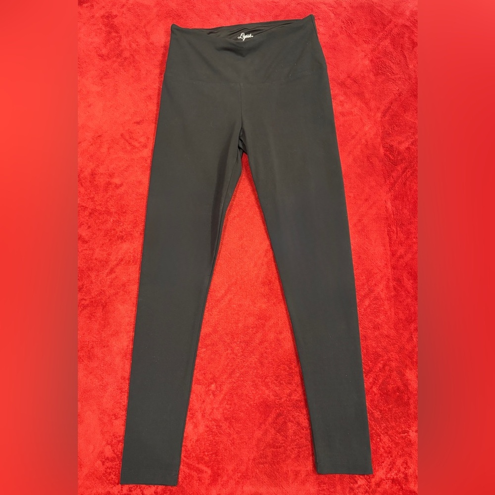 Lyssé Tummy Control Leggings